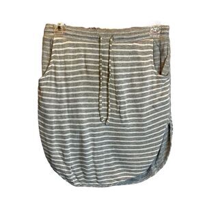 5 for $25🔥Small GAP Striped Grey & White Pull On Elastic Drawstring Waist Skirt